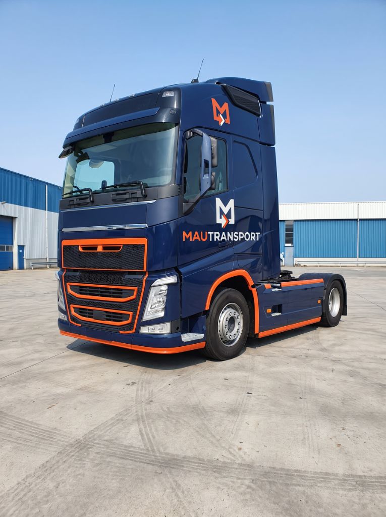 Motrice MauTransport in sosta